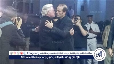 أبرزهم نبيلة عبيد وحسين فهمي.. نجوم الفن والإعلام في عزاء الراحل حسن يوسف 