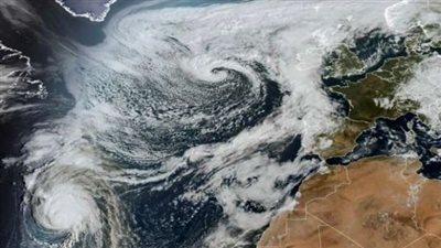 المتوسط يسجل أعلى درجة حرارة منذ 1982.. والعلماء يحذرون من عواصف