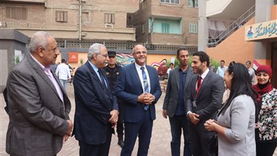 محافظ القليوبية يستقبل وفد ألماني ورئيس صندوق التنمية الحضارية بمدرسة الخصوص الابتدائية