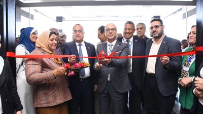 رئيس جامعة أسيوط يفتتح وحدة الإصابات بمستشفى الجامعة 