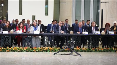 وزير النقل يدعو الأفارقة للاطلاع على تجربة مصر الرائدة والاستفادة منها