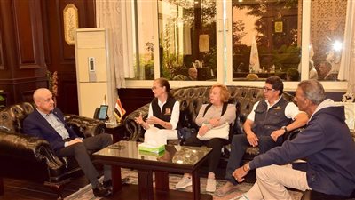 لبحث الاكتشافات الأثرية.. “عمارة” يلتقي وفد البعثة الأثرية المكسيكية العاملة غرب الأقصر