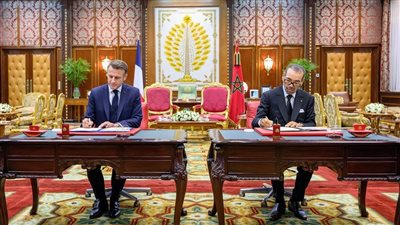 المغرب وفرنسا يعلنان عن تطور علاقتهما لمستوى 