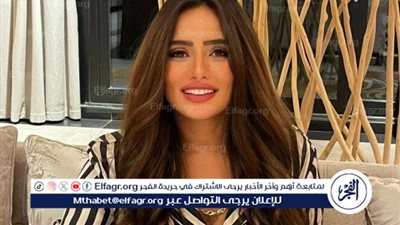 صورة.. زينة تستغيث بسبب المصاريف 