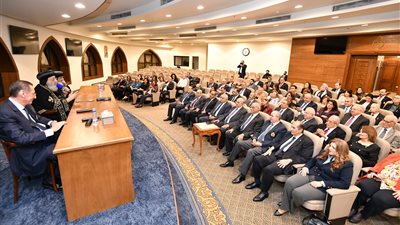 البابا توضروس الثانى يلتقي وفد نوادي روتاري مصر