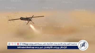 مسيرة إسرائيلية تلقي قنبلة صوتية على منزل في كفركلا في جنوب لبنان خلال تجمع للاحتفال بالعيد