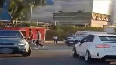 الداخلية تضبط مرتكبي استعراضات خطرة بسيارات زفاف 