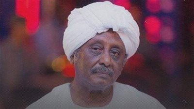 بعد رحيله.. من هو الشاعر السوداني هاشم صديق؟