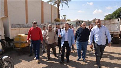 محافظ أسيوط يتفقد شركة أسيوط لإصلاح السيارات التابعة للمحافظة   