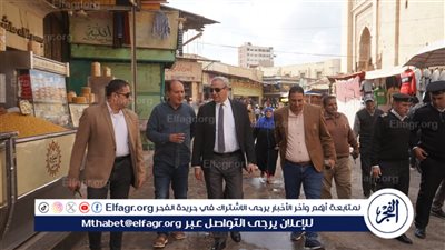 محافظ الغربية يتفقد محيط السيد البدوي بطنطا