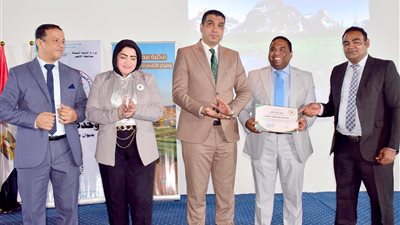 نائب محافظ الأقصر يشهد احتفالية مبادرة 