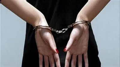 حبس مديرة شركة إنتاج فني دون ترخيص في الجيزة