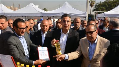 سوق اليوم الواحد في حلوان.. التموين تسعى لتخفيف الأعباء عن المواطنين