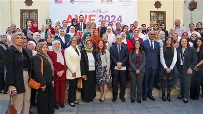 سفيرة الولايات المتحدة بالقاهرة: الاستثمار في النساء ومساعدتهن أولوية قصوى للحكومة الأمريكية