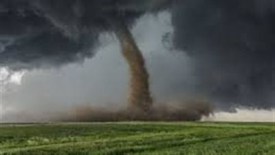 بعد التحذيرات الأخيرة من الأعاصير القُمعية.. ماذا تعرف عن عواصف “التورنادو”؟