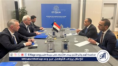 وزير الخارجية والهجرة يلتقي نظيره الأوكراني