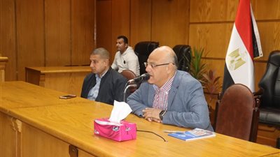 لهذا السبب.. محافظ القليوبية يجتمع بالمهندسين الجدد الذي جرى تكليفهم للعمل باليومية