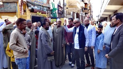 تمهيدا لتطويرها.. محافظ الأقصر يتفقد منطقة أسفل كوبري أبو الجود