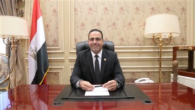 وزير الشباب والرياضة غدا في بورسعيد لمتابعة العمل في إنشاء استاد النادي المصري