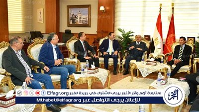 وزير الشباب والرياضة يعقد اجتماعا لمتابعة مستجدات إنشاء ستاد المصري الجديد في بورسعيد