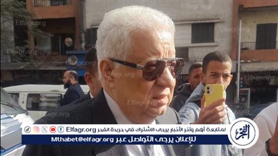 وصول مرتضى منصور للمحكمة للدفاع عن المخرج عمر زهران 