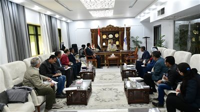 محافظ قنا يناقش بروتوكول تعاون مع هيئة تنمية الصعيد لتطوير زراعة شتلات القصب