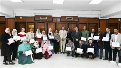 'عيون تسمع وأصابع تتكلم