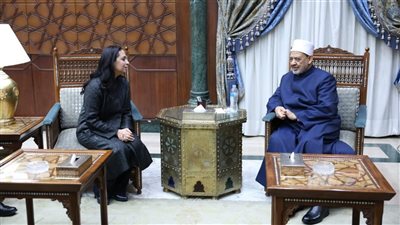 شيخ الأزهر يستقبل وزيرة التضامن الاجتماعي بمقر المشيخة 