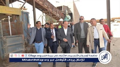 محافظ أسيوط يتفقد مصنع تدوير المخلفات بقرية إسكندرية التحرير