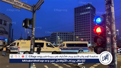 آلاف الأشخاص يشاركون في مظاهرة مضادة لمسيرة للنازيين الجدد في برلين 