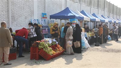 لتخفيف الأعباء عن المواطنين..أسواق اليوم الواحد توفر السلع الغذائية بأسعار مخفضة بالجيزة