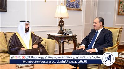 وزير الخارجية والهجرة يستقبل رئيس البرلمان العربي