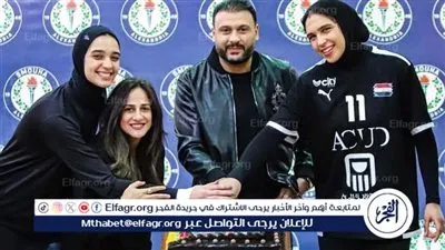 الغنيمى يكرم لاعبات سموحه المتألقات مع منتخب اليد