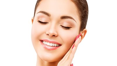 كيفية تفتيح البشرة والحفاظ عليها: نصائح فعالة