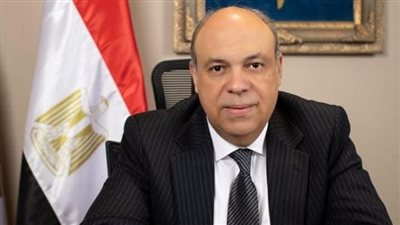 وزارة الطيران المدني ترسل لجنة متخصصة للوقوف على تطوير البالون الطائر غرب الأقصر