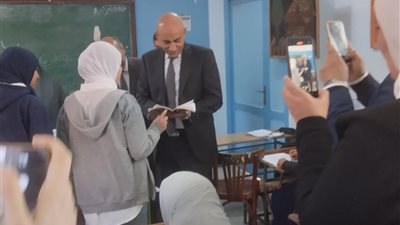 وزير التعليم: رغم سوء الأحوال الجوية انتظام الدراسة وحضور الطلاب يتعدى ال٨٥٪