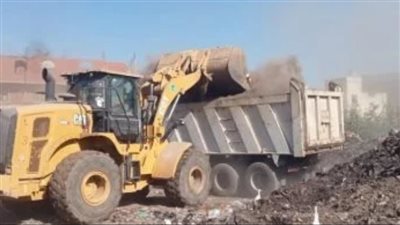 وحدة التدخل السريع فى الشرقية ترفع 7 آلاف طن قمامة ومخلفات مبانى