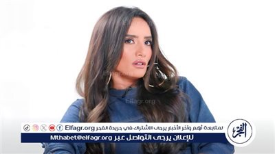 ما علاقة عمرو دياب بتغير اسم زينة ؟