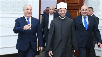 وزير الأوقاف: ندرس لتكون الخطبة الثانية للجمعة خاصة بمشكلات المنطقةالتي بها بالمسجد 