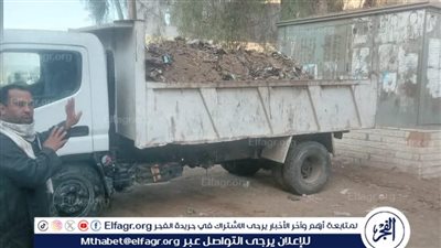 حملات مكثفة للنظافة وصيانة دورية لأعمدة الإنارة بمراكز المنيا