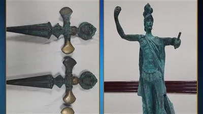 «عن طريق الغطس»... شابين يستخرجان 448 قطعة أثرية من الإسكندرية بهدف التجارة 