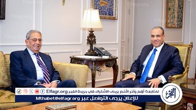 وزير الخارجية والهجرة يستقبل عمرو موسى الأمين السابق لجامعة الدول العربية