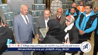 محافظ أسيوط يشهد إطلاق قافلة لتوزيع 3000 كرتونة للأسر الأكثر احتياجًا
