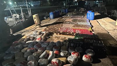 القوات البحرية تحبط محاولة لتهريب كمية من المواد المخدرة عبر سواحل البحر الأحمر