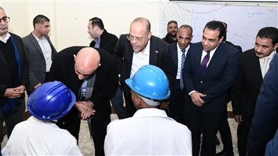وزيرا التعليم والعمل ونائب محافظ قنا يتفقدون مركز قفط للتدريب المهني لدعم ربط التعليم بسوق العمل