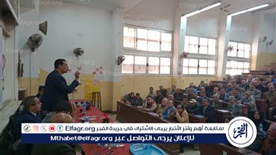 وكيل تعليم سوهاج يجتمع بمديري مدارس التعليم الفنى استعدادا لامتحانات نصف العام