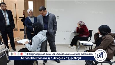 رئيس جامعة أسيوط الجديدة التكنولوجية يتفقد سير العمل بامتحانات الفصل الدراسى الأول في أول أيامها 