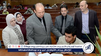 رئيس جامعة المنصورة يتفقد سير امتحانات الفصل الدراسي الأول بكليتي الصيدلة والعلوم