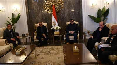 وزير الإسكان ومحافظ جنوب سيناء يتفقدان مشروع ازدواج ورفع كفاءة طريق 