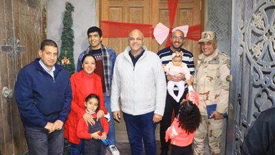 محافظ القليوبية يتفقد الكنائس لتهنئة المسيحيين بحلول رأس السنة الميلادية